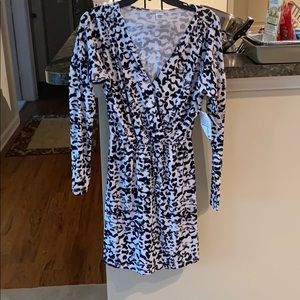 💕💕💕Brand New Fitted Dress!